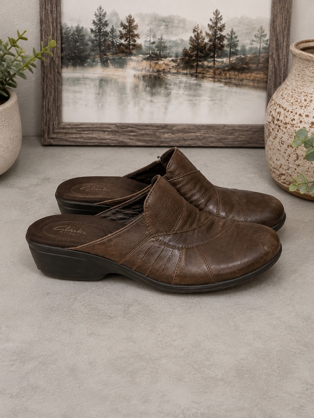 Clarks Artisan Brown Leather Slip On Clogs Mules Comfort Shoes Size 8M